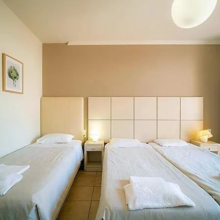 Hotel Antonia Fira (Santorini)